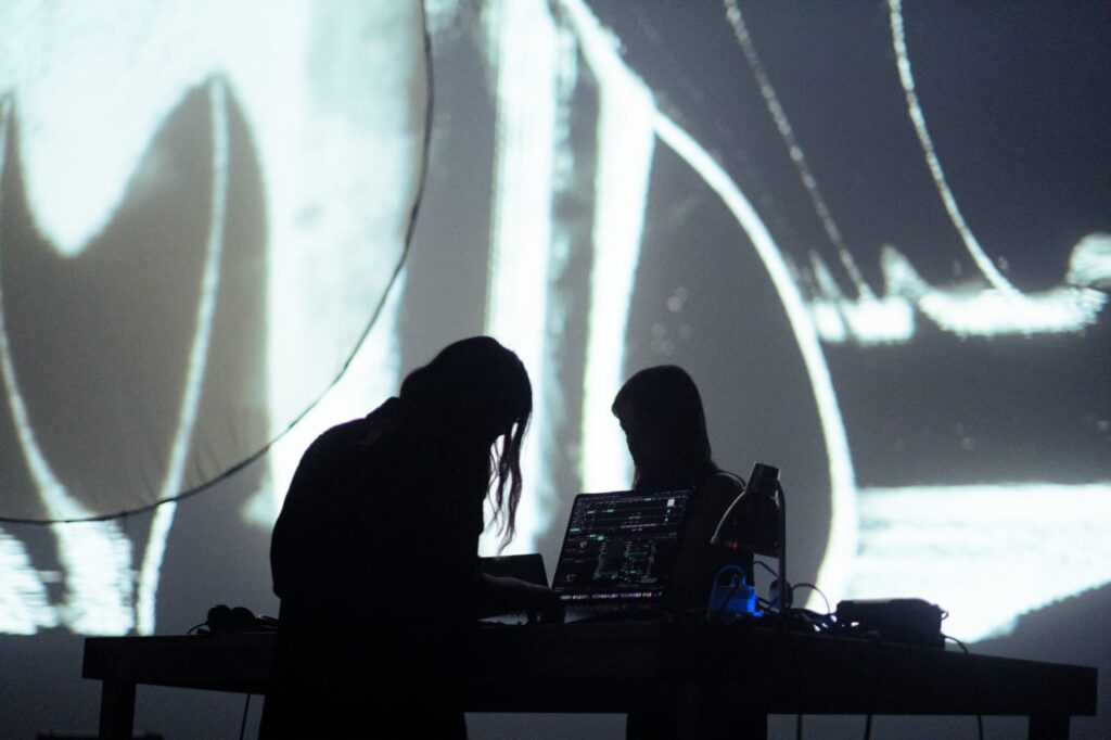 Sara Persico & Mika Oki present "Sphaîra" + NIMA — event image